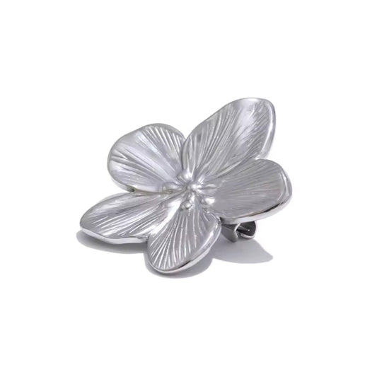 Broche pétale solaire argenté