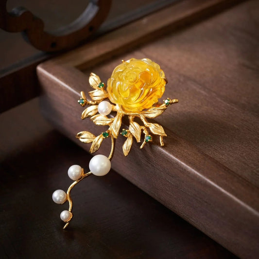 Broche pivoine perlée photo