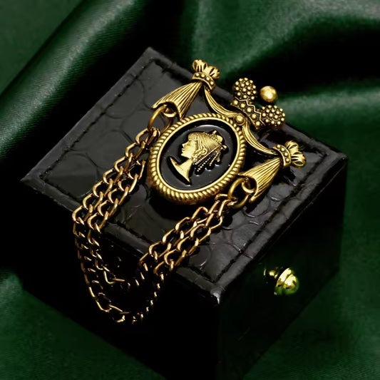 Broche camée antique bronze