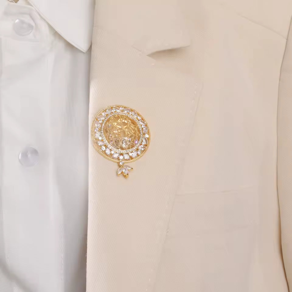 Broche cercle céleste porté