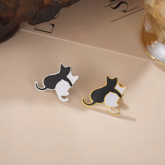 Broche chats enlacés