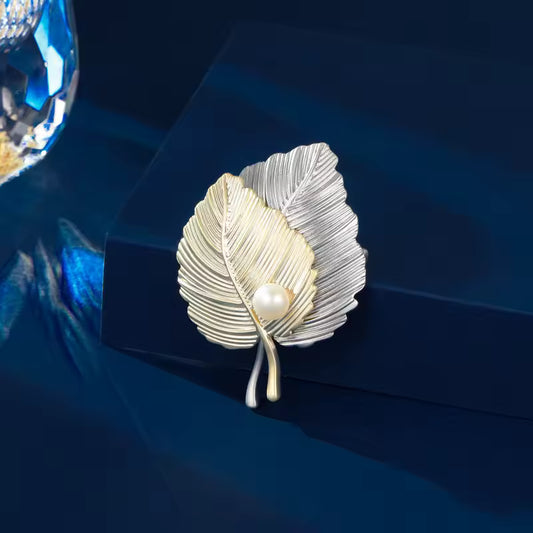 Broche écrin de feuilles photo