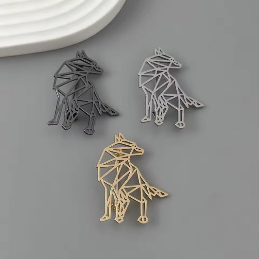 Broche loup ajouré