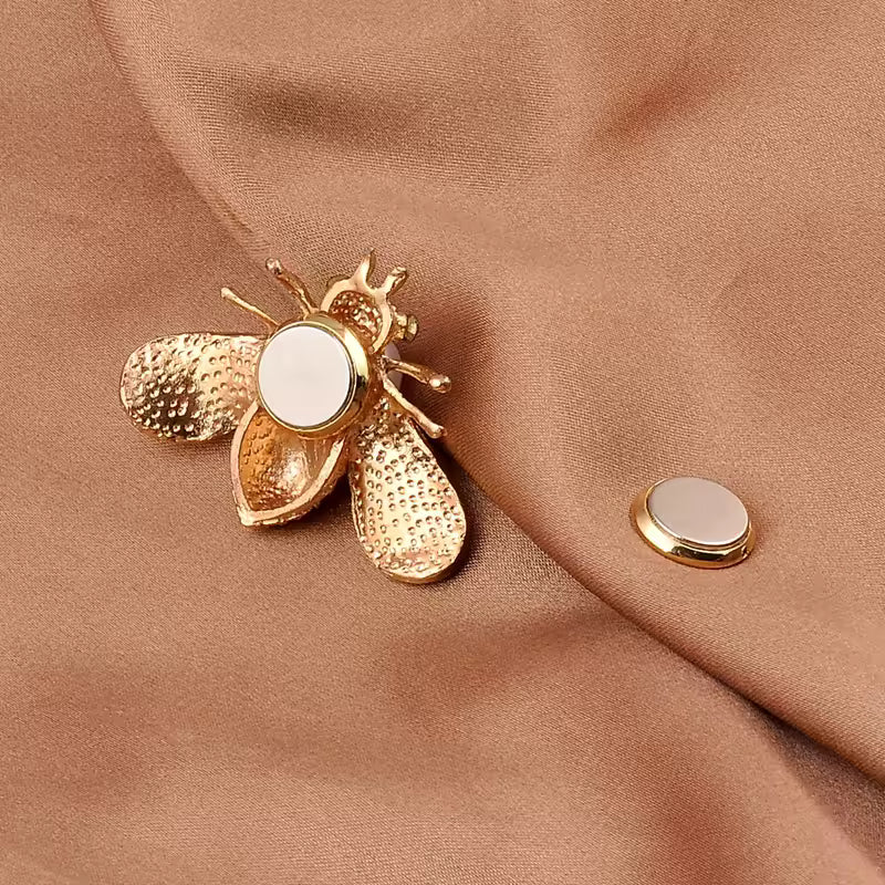 Broche magnétique abeille de dos