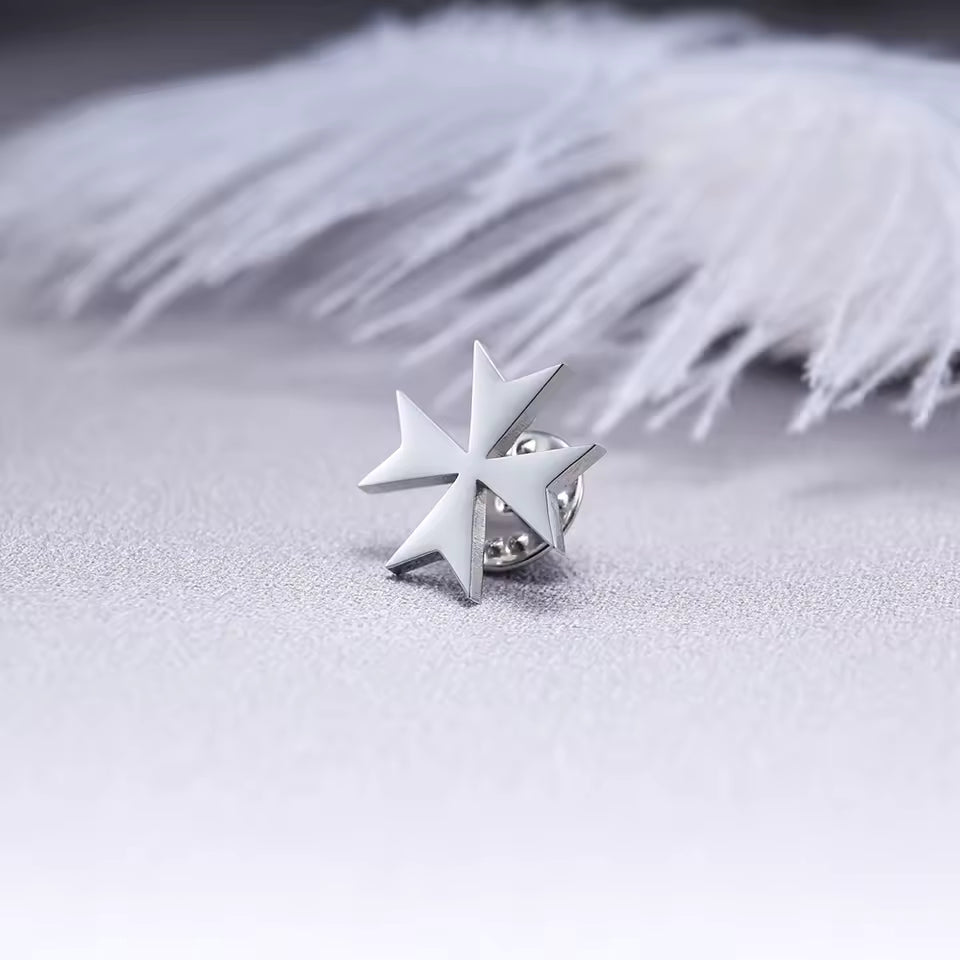 Broche malte argenté