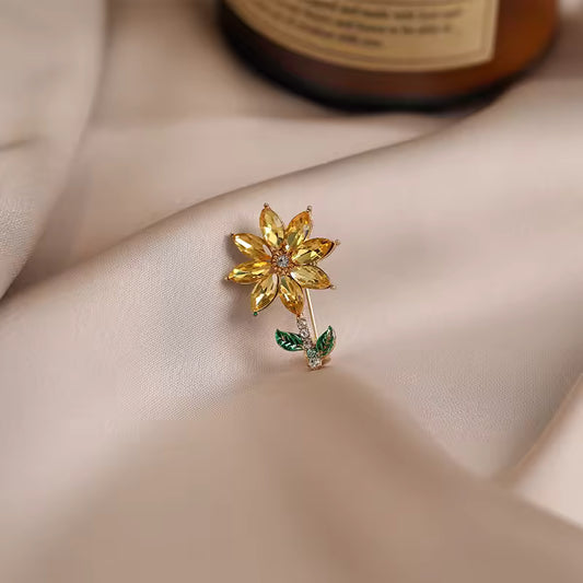 Broche marguerite strass photo