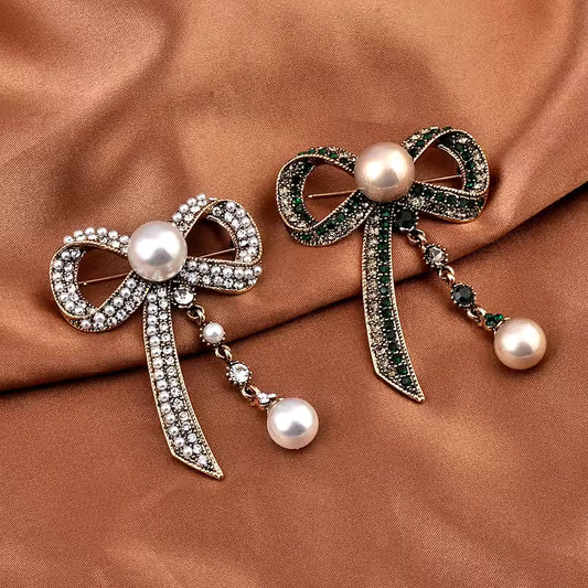 Broche nœud perles photo