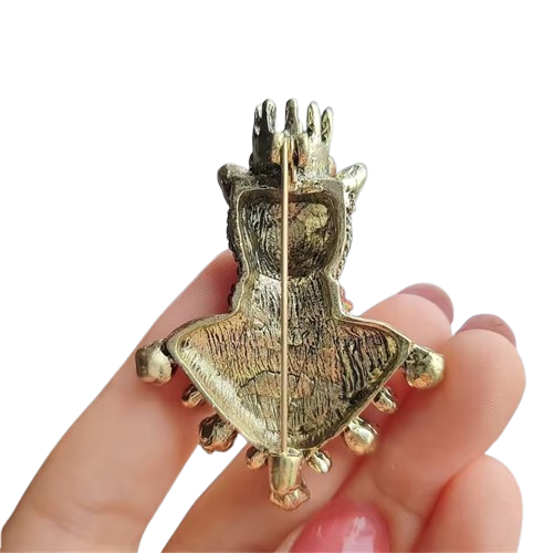 Broche ours souverain de dos