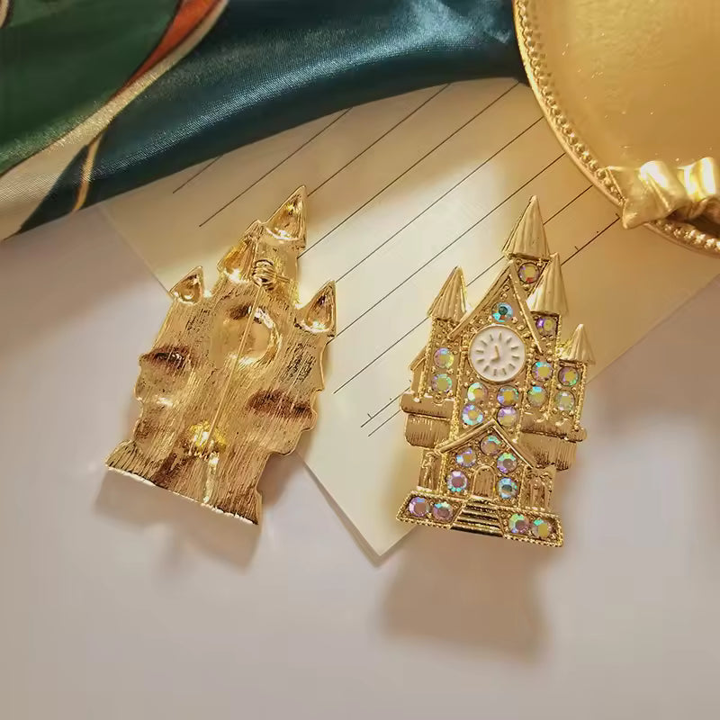 Broche palais du temps de dos