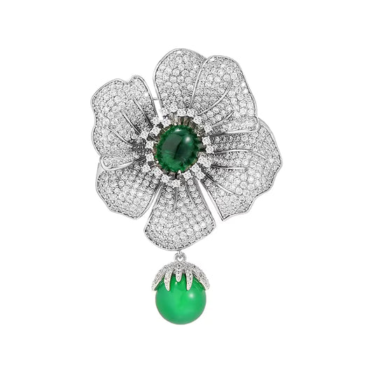 Broche pétales d’argent