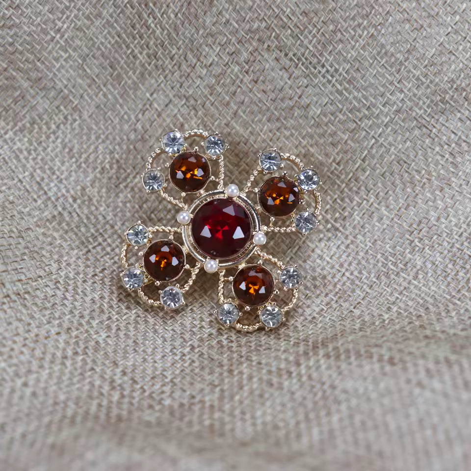 Broche rubis prestige photo