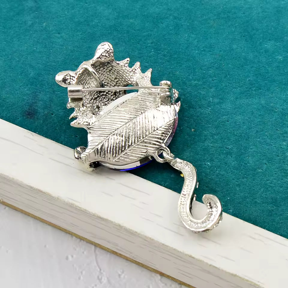 Broche tigre protecteur de dos