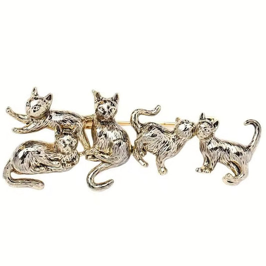 Broche tribu des chats