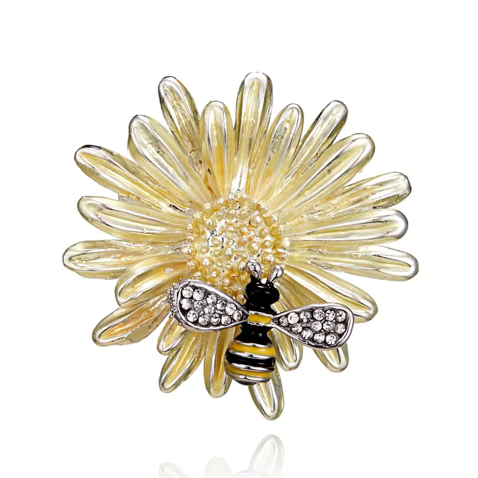 Broche abeille butine, finition dorée, alliage métallique