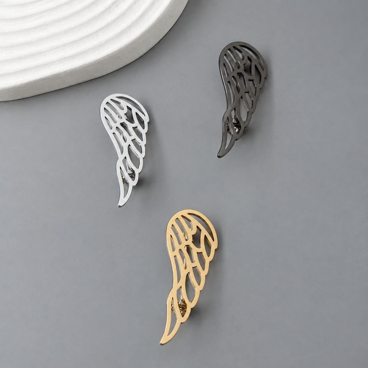 Broche aile d'ange, vue complémentaire
