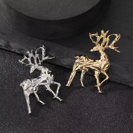 Broche cerf somptueux, vue complémentaire