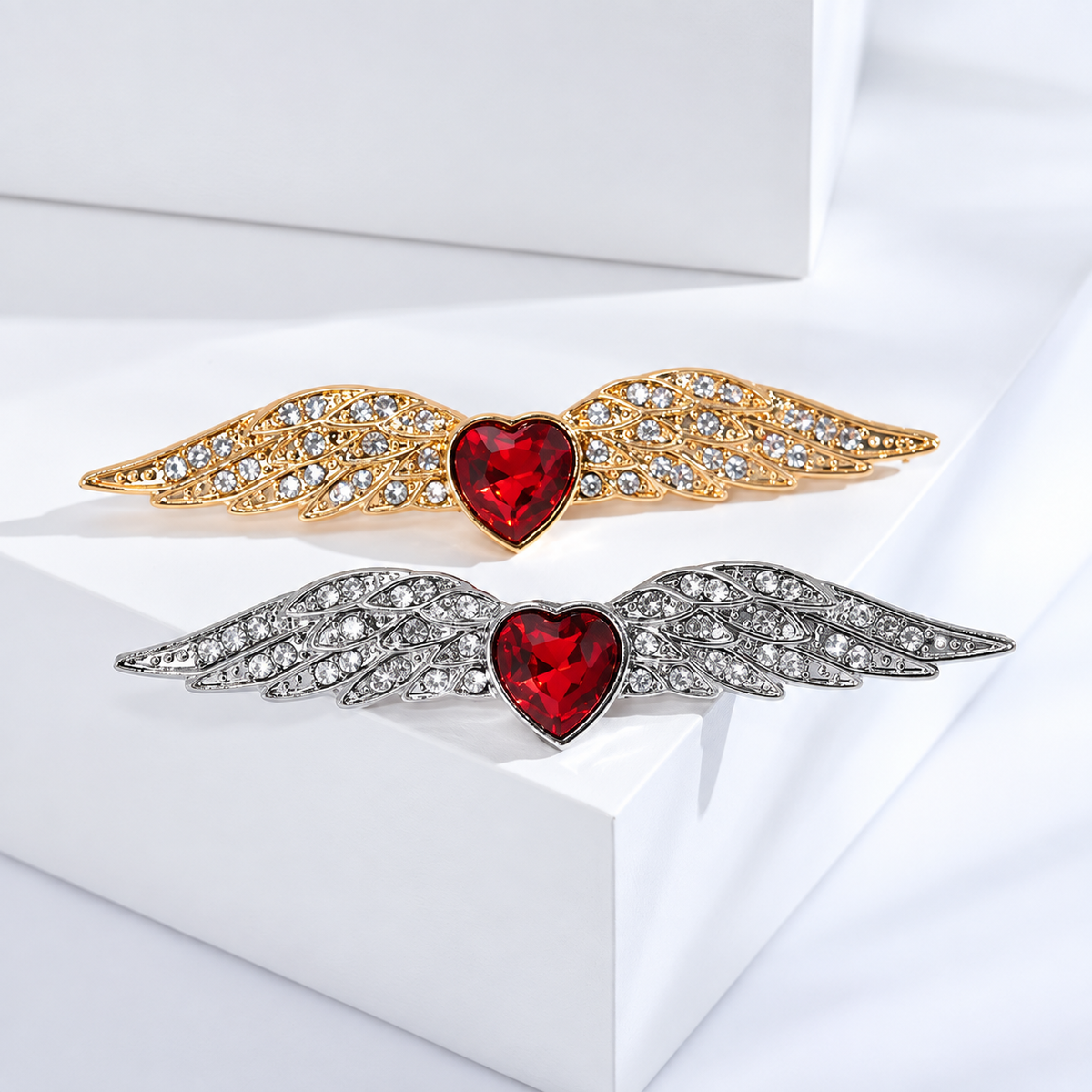 Broche cœur d'ange, vue complémentaire