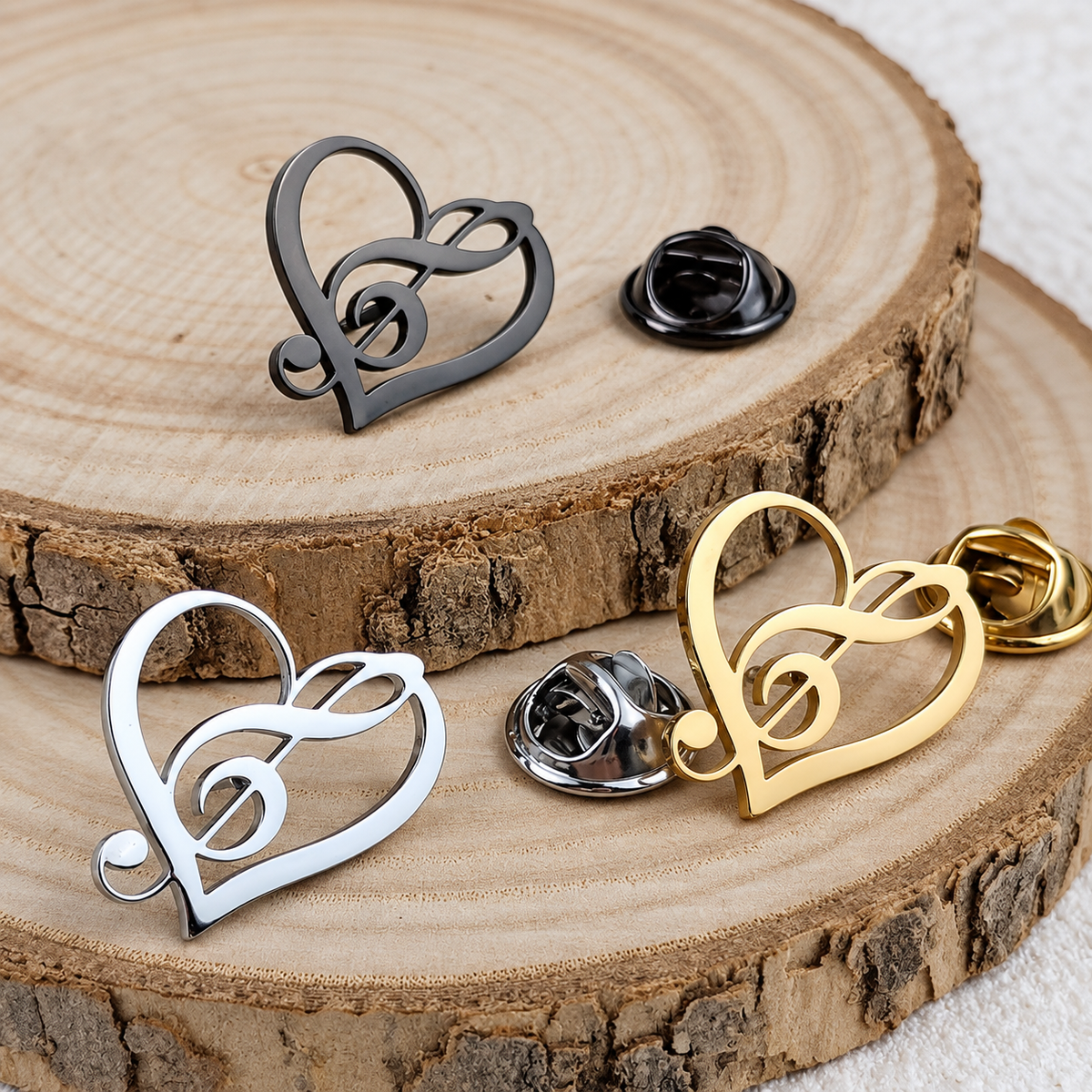 Broche cœur musical, vue complémentaire 2