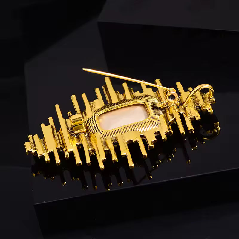 Broche éclat solaire vue de dos, fermoir épingle