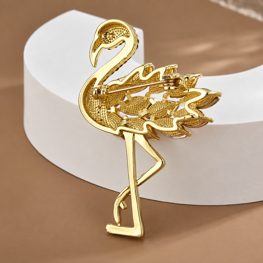 Broche flamant rose strass vue de dos, fermoir épingle