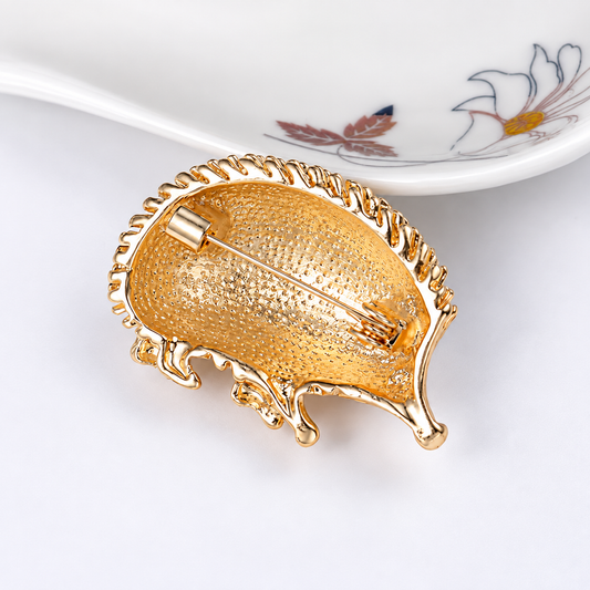 Broche hérisson strass vue de dos, fermoir épingle