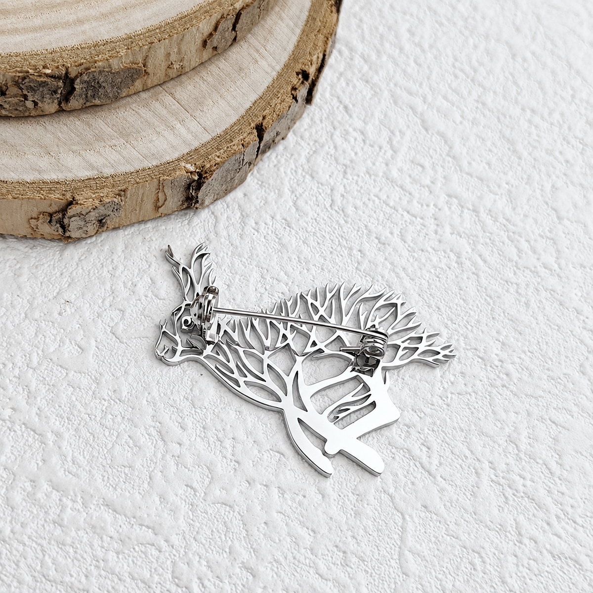 Broche lapin arbre de vie vue de dos, fermoir épingle