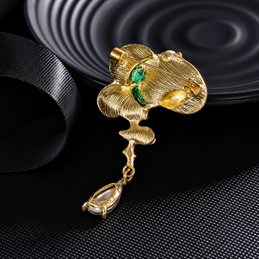 Broche nymphea vue de dos, fermoir épingle