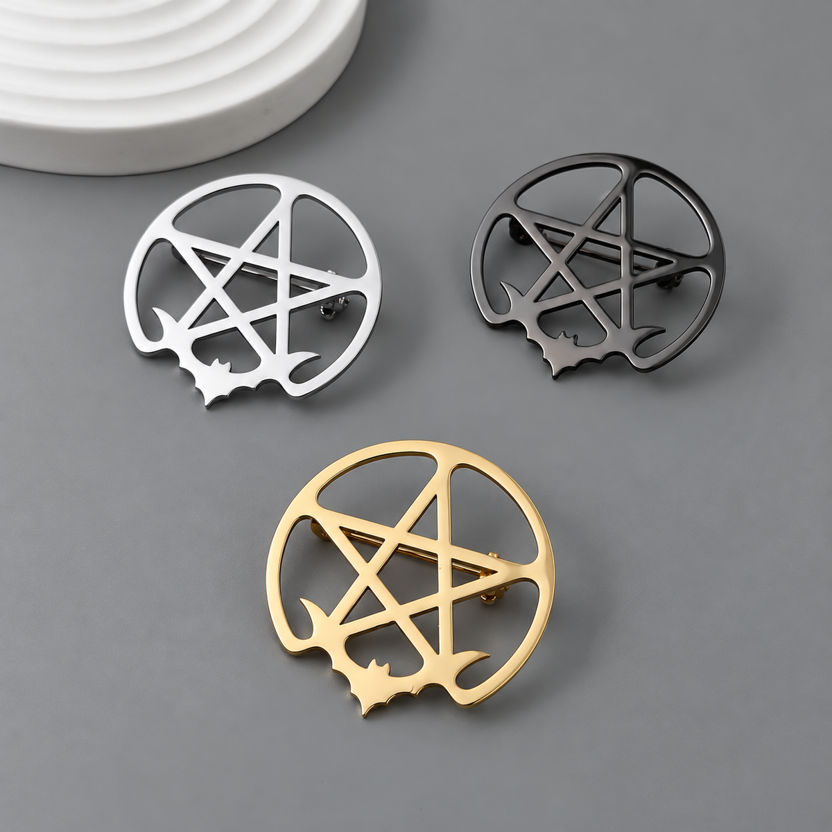 Broche pentacle chauve-souris, vue complémentaire