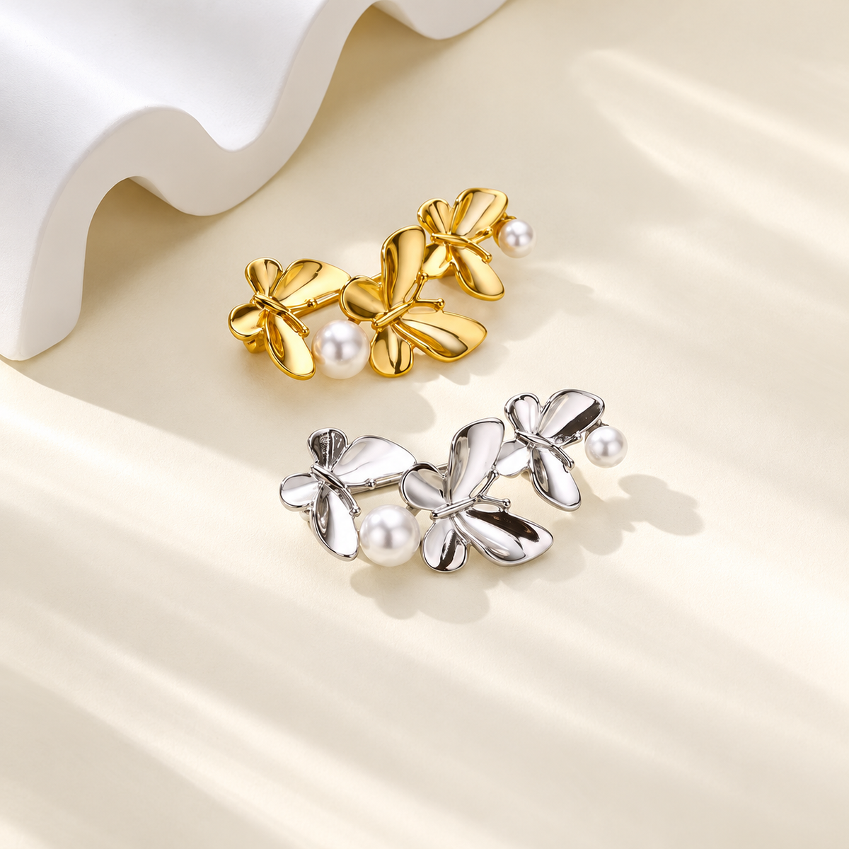 Broche trio ailé, vue complémentaire 2